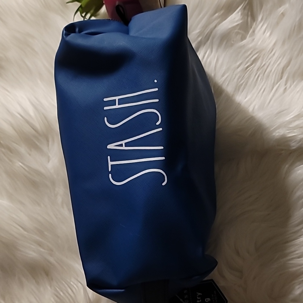 Rae Dunn STASH Blue Toiletry Bag